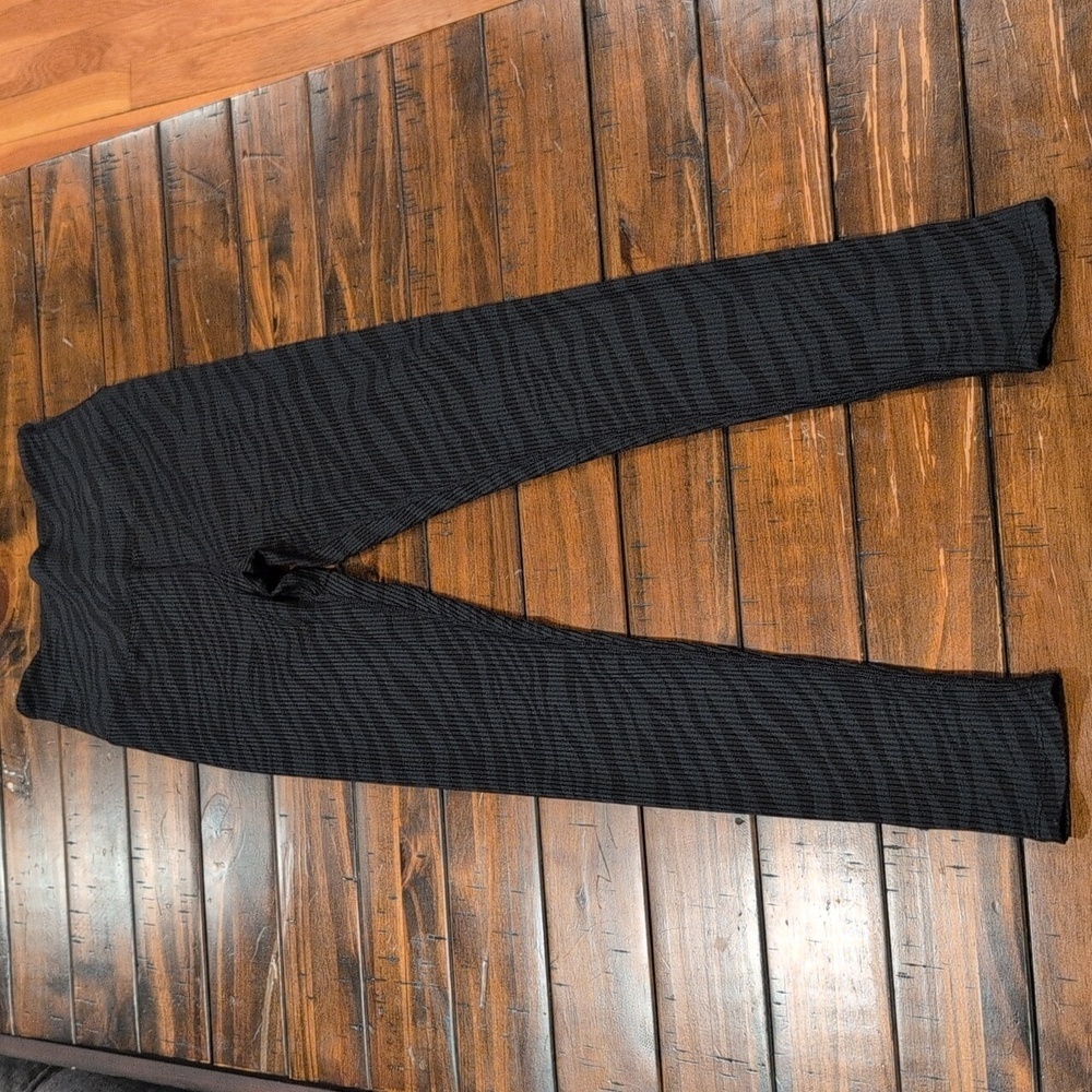 Carbon38 Ribbed Print Leggings Zebra
